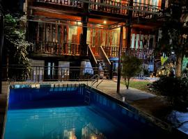 NamKhan Riverside, Hotel in der Nähe von: Traditional Arts and Ethnology Centre, Luang Prabang