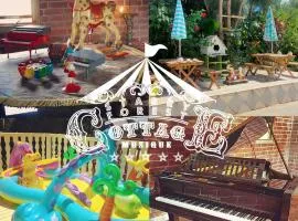 猫とピアノと星空のリゾートブティックコテージ - Starry Forest Cottage Okinawa -