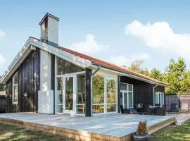Nice Home In Samsø With Kitchen