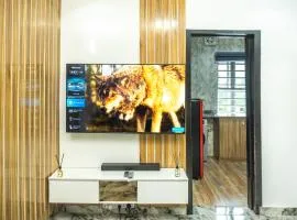 Lakeview 2-Bed-Apt With Amazing Views In Every Direction