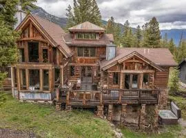Luxury Mountain Retreat