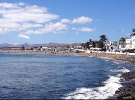 Desconecta en la isla mítica, hotell med pool i Arrecife