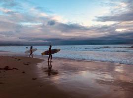 U2 at Moana Beach Esplanade - Exclusive 2 Bdrm Apt - WiFi - Spa - Pet Friendly