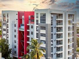 Parkhurst Lux Condo Near Devon House, hotell sihtkohas Kingston