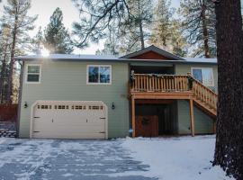 Sky Lodge, hotel que acepta mascotas en Wrightwood