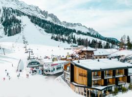 Sport Hotel Passo Carezza, hotel in Vigo di Fassa