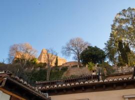 &Aacute;tico con terraza en Cuesta Gom&eacute;rez