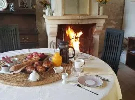 Maison chaleureuse et familiale.