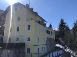 Chalet Badberg, fjallaskáli í Bad Gastein