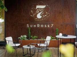 Boutique Hotel Sunrose 7 - Gourmet & SPA, hotel v destinaci Bohinj