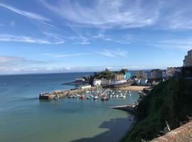 Great Offer 2 bed Tenby flat free parking, hotel in Tenby