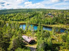 Ro i sjelen. Hytte til leie på Skrim.