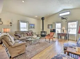 Charming Cody Home, Walk to Downtown!