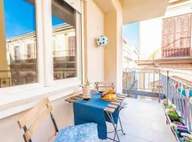 Cosy flat with private balcony - Historic Center by REMS