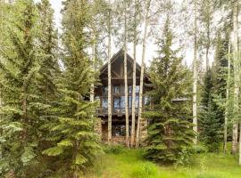 Daybreak Ridge, hotel din Avon