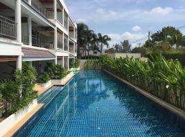 AMAZING BIG APARTMENT IN SOUTH PHUKET, apartman Phuketben