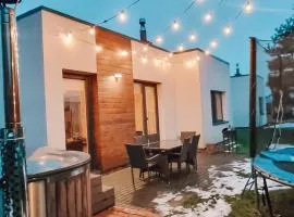 Holiday House Palanga with Hot Tub