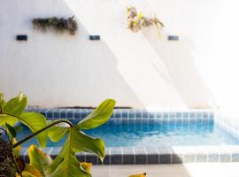 Casa Kayak - Villa Remo Milagres piscina PRIVATIVA, hotelli São Miguel dos Milagresissa