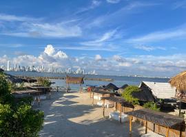 CABAÑA EN ISLA FRENTE A CARTAGENA, hotel v destinaci Cartagena