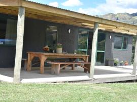 Ladysmith Cottage, hotel em Roxburgh