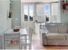 Nel blu dipinto di blu Apartment