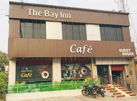 Hotel The Bay Inn, Konark โฮมสเตย์ในPānchagān