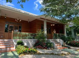 Home of Dusita, hotel bajet di Lamphun
