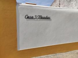 Casa 3 Meadas – tani hotel w mieście Póvoa e Meadas