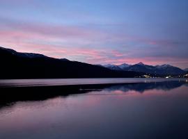 SeeLeben Appartement mit Millstätter See Card, hôtel à Millstatt