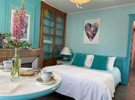 Au Jardin des Deux Ponts, romantični hotel v mestu Abbeville