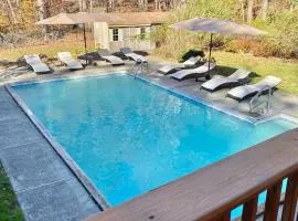 Cedar Mill Hideaway