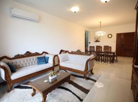 Hidden relaxation at Kings residence, appartement in Kandy