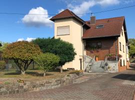 Rupp Ferienwohnung, hotel in Wallerfangen