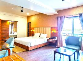 ROYAL CLIFF HOTEL & RESORTS, hotel perto de Aeroporto Internacional de Dr. Babasaheb Ambedkar - NAG, Nagpur