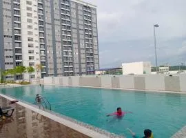 KAMI HOLIDAY HOME with SWIMMING POOL