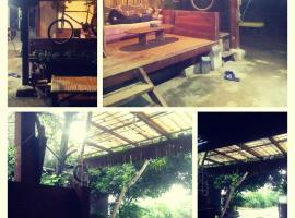 NG Shelter Cikampek【Homestay & Guest House】, homestay in Karawang