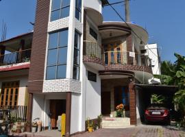 Purabi's Nest, hotel with parking in Tezpur