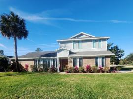 Apartment in Ponte Vedra Beach, hotel cerca de Oak Bridge Club at Sawgrass, Ponte Vedra Beach