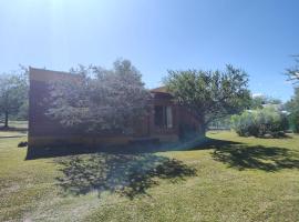 El Espinillo, Casa de Campo, hotel in Santa Rosa de Calamuchita