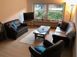 Ferienwohnung Päusken mit Rosengarten im Hochsauerland, hotel a Bestwig