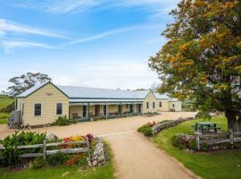 Henkley Cottage 1 Isaiah, hotell i Central Tilba