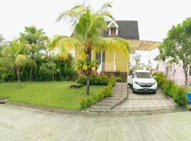 Villa Gathering Yuni Syahla, hotel in Citaringgul 1