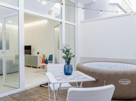 SPA & RELAX Aesthetic Apartment 50m dal mare, spahotel in Monopoli