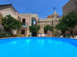 Old Olive Mill Maroulas - Bed and Breakfast