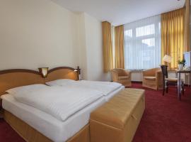 Gästehaus Kaiserhof Lübeck, hotel near Lübeck Airport - LBC, Lübeck