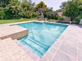 Modern 4 bedroom residential villa with pool, fully solar powered, pet-friendly hotel in Sandton