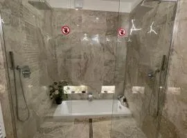 Luxury 2 al duomo di parma
