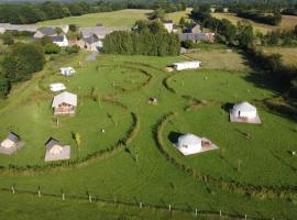 Camping à la ferme - Hébergements insolites, жилье для отдыха в городе Cerisy-la-Forêt