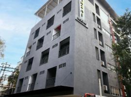 BANZAI ROOMS, hotel v destinaci Nášik