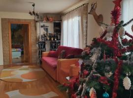 Casa de vacanta, holiday rental in Mlăcele